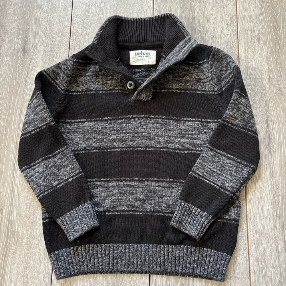 URBAN PIPELINE Boys pullover mockneck 3 button placket knit sweater sz Small